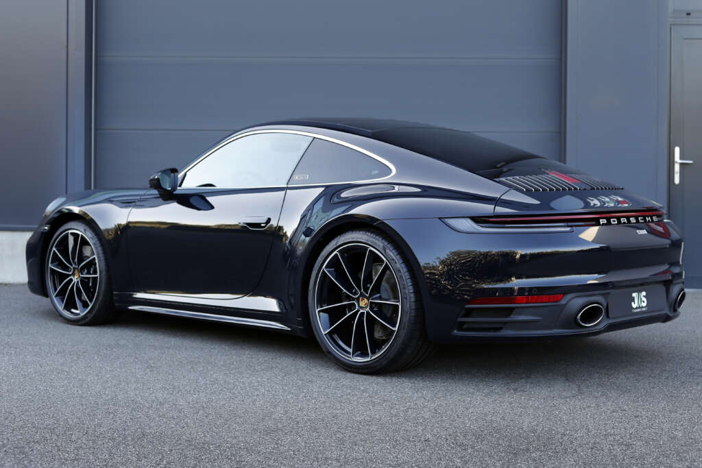 Porsche 992 Belgian Legend Edition 2020 - elferspot.com - Marketplace ...