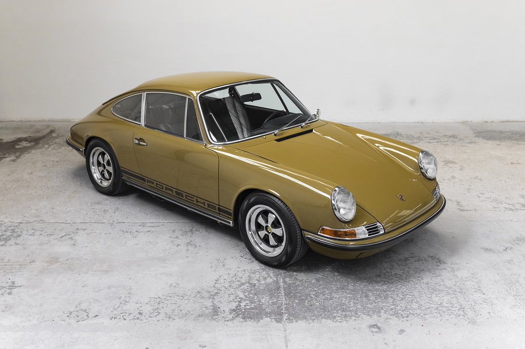 Porsche 911 T