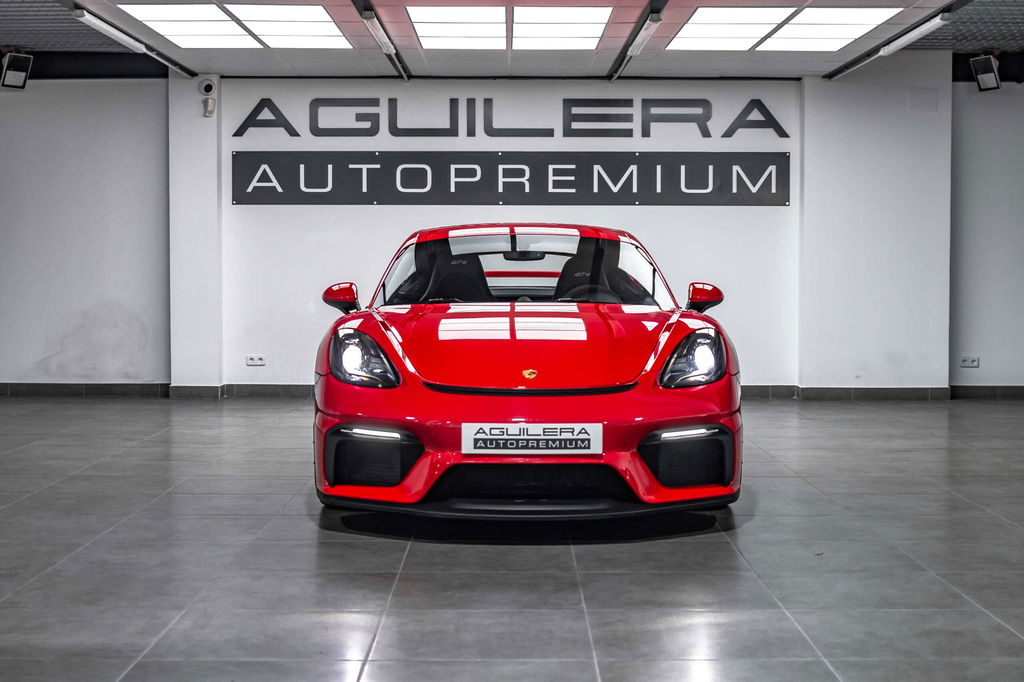 Porsche 718 Cayman GT4