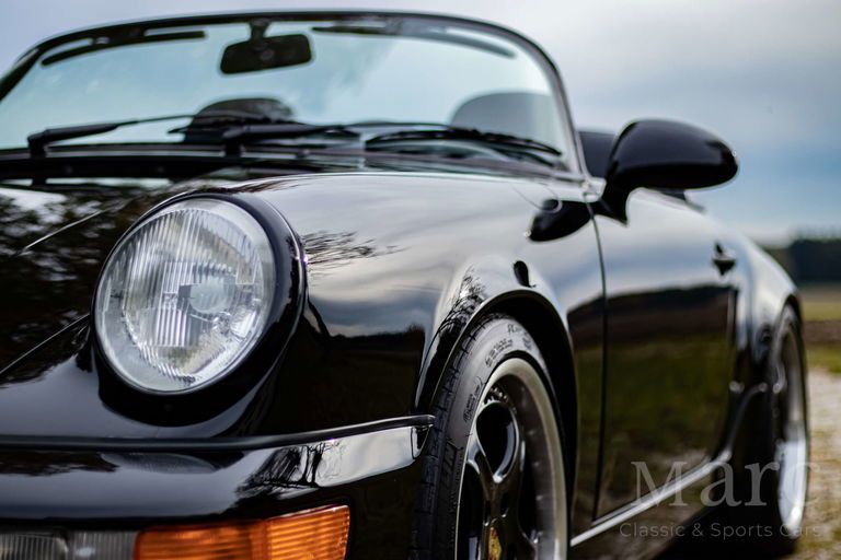 Porsche 964 Carrera 2 Speedster