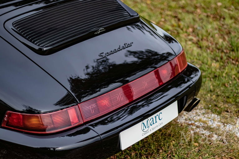 Porsche 964 Carrera 2 Speedster
