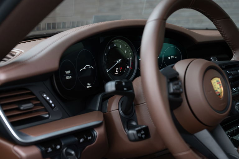 Porsche 992 Carrera 4S