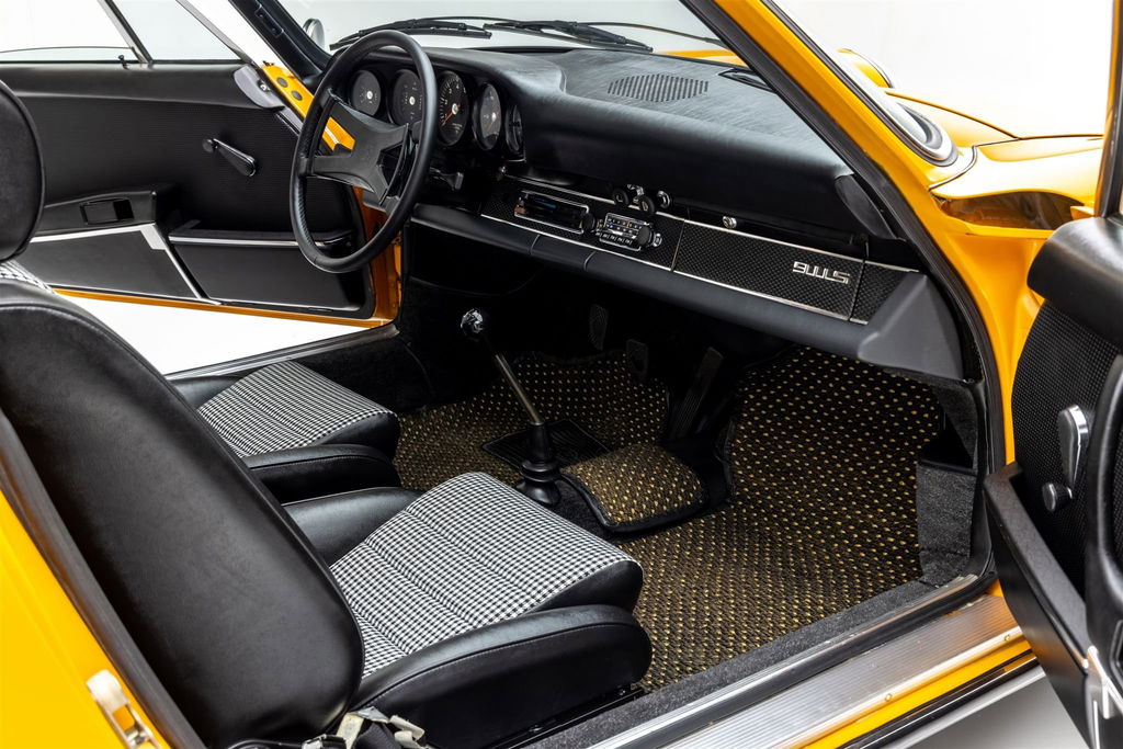 Porsche 911 S (F-Modell)