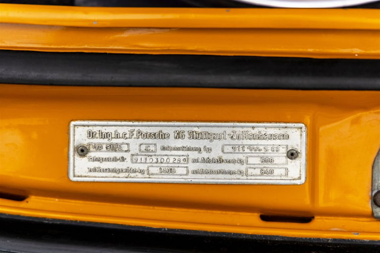 Porsche 911 S (F-Modell)