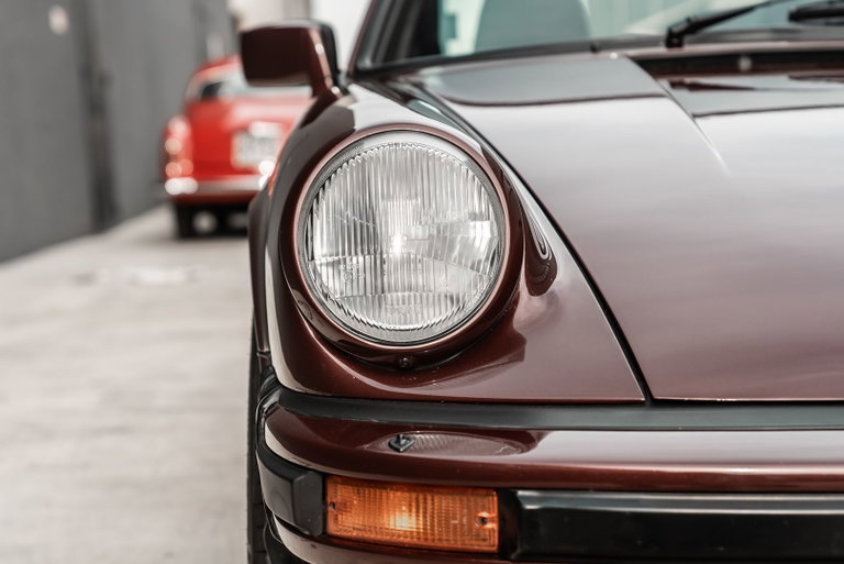 Porsche 911 Carrera 3.2