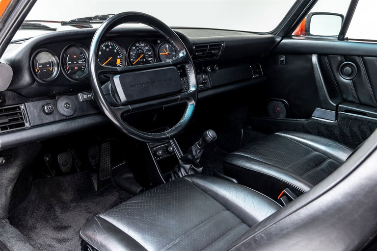 Porsche 911 Carrera 3.2 WTL