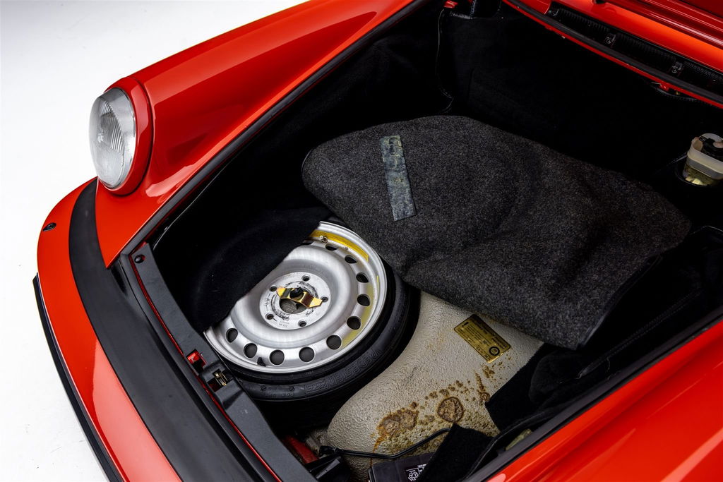 Porsche 911 Carrera 3.2 WTL