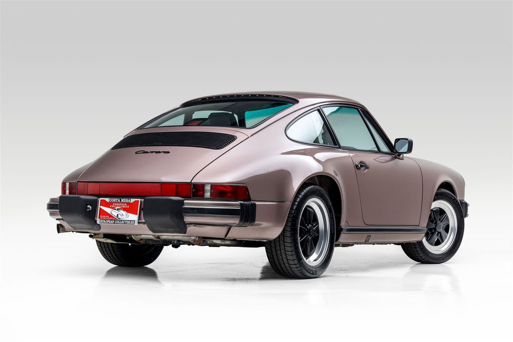Porsche 911 Carrera 3.2 (US)