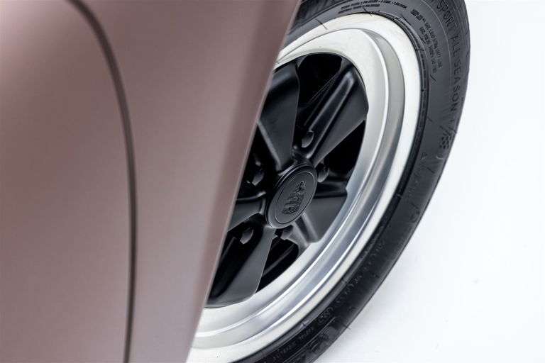 Porsche 911 Carrera 3.2 (US)