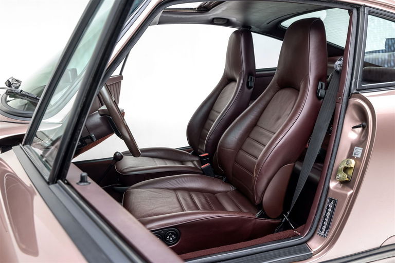 Porsche 911 Carrera 3.2 (US)