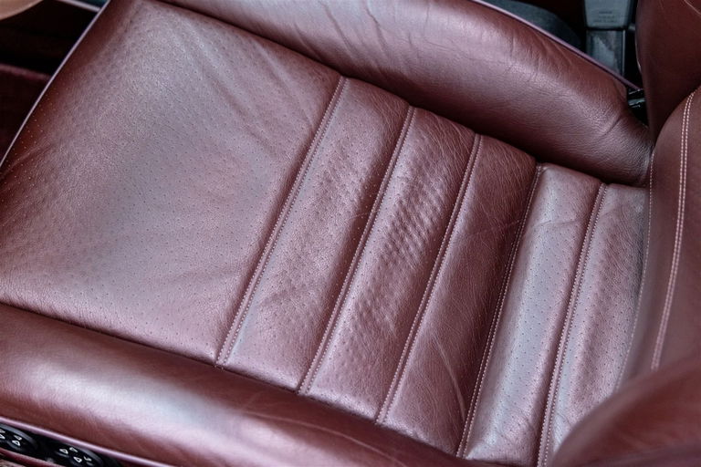 Porsche 911 Carrera 3.2 (US)