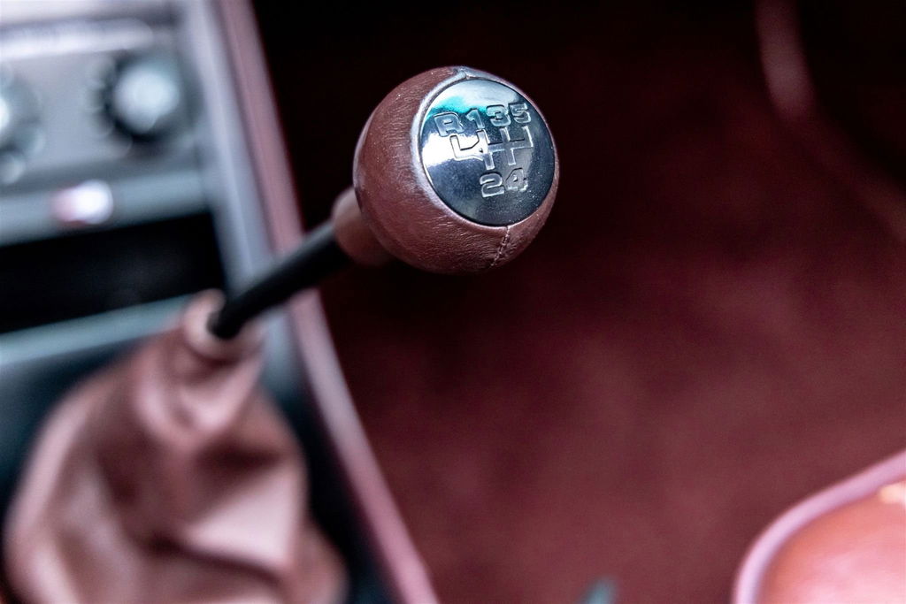 Porsche 911 Carrera 3.2 (US)