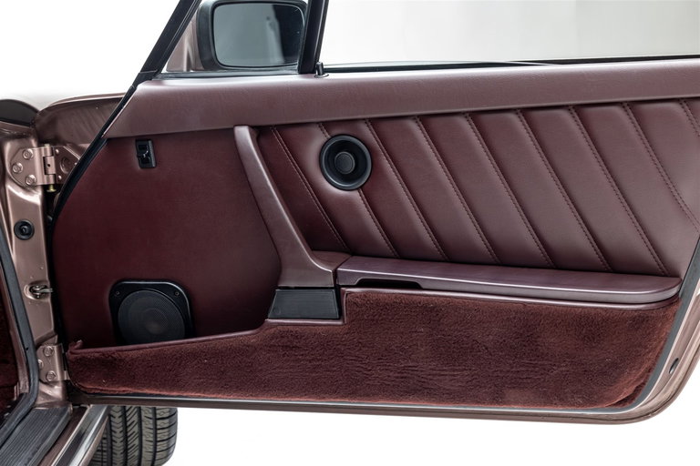 Porsche 911 Carrera 3.2 (US)