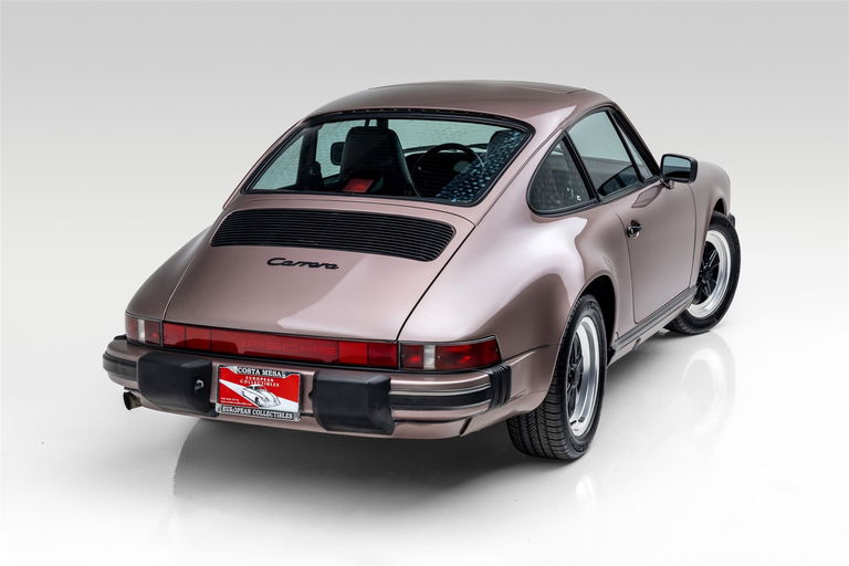 Porsche 911 Carrera 3.2 (US)