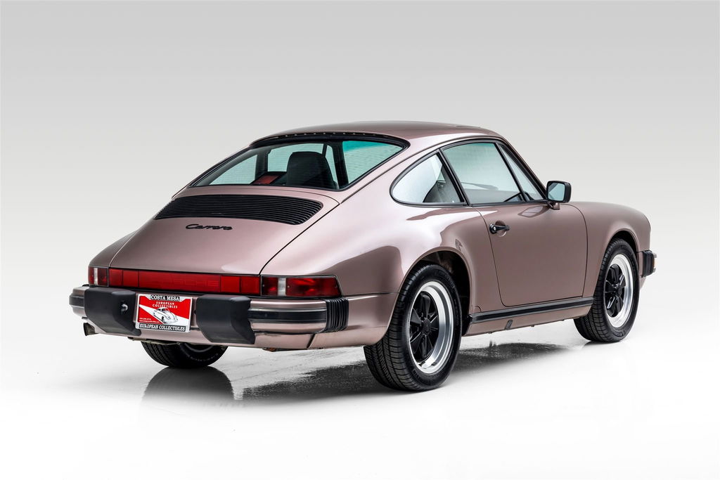 Porsche 911 Carrera 3.2 (US)