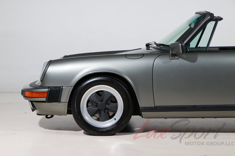 Porsche 911 Carrera 3.2 (US)