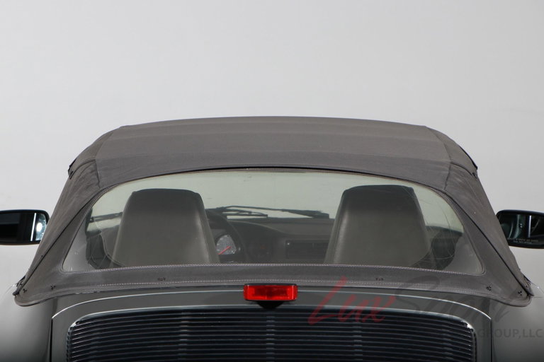 Porsche 911 Carrera 3.2 (US)