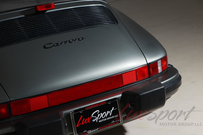 Porsche 911 Carrera 3.2 (US)