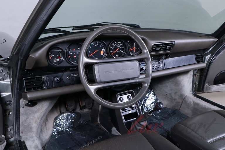 Porsche 911 Carrera 3.2 (US)