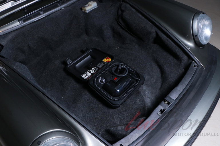 Porsche 911 Carrera 3.2 (US)