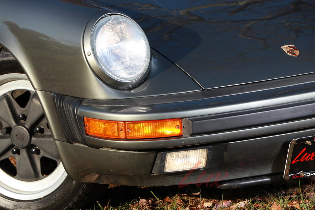 Porsche 911 Carrera 3.2 (US)