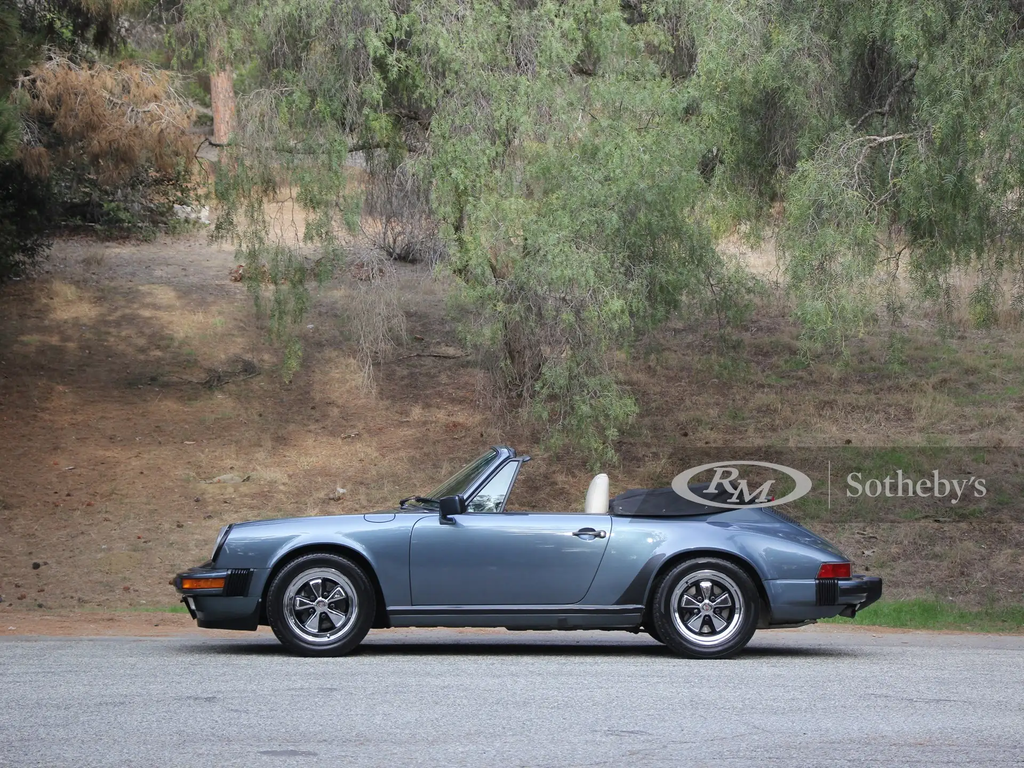 Porsche 911 Carrera 3.2 (US)