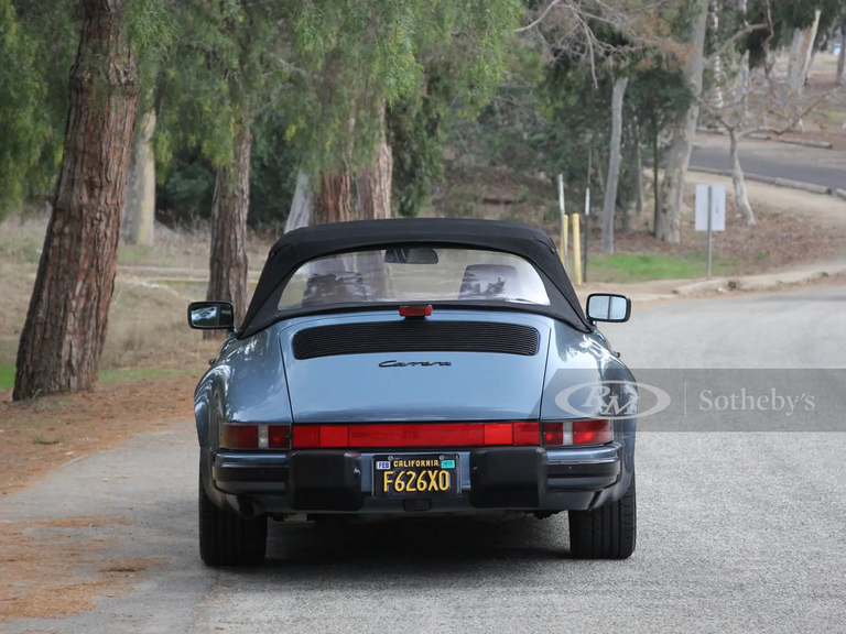 Porsche 911 Carrera 3.2 (US)