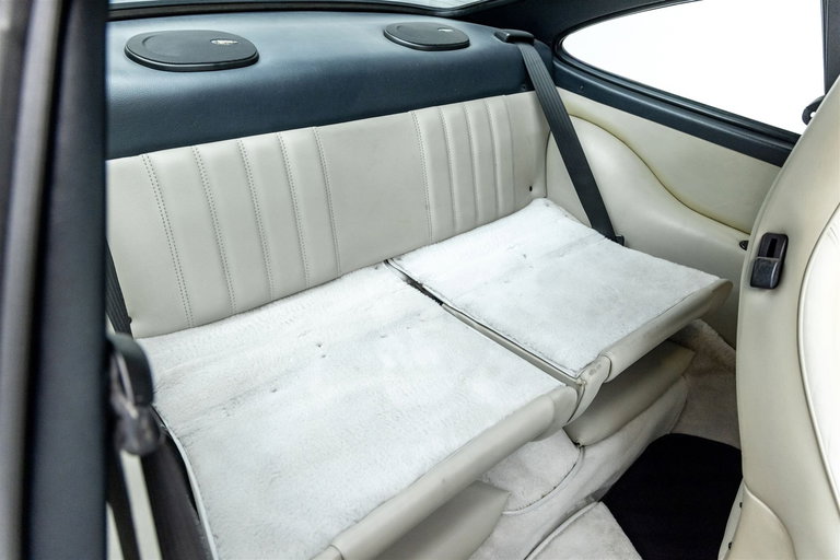 Porsche 911 Carrera 3.2 (US)