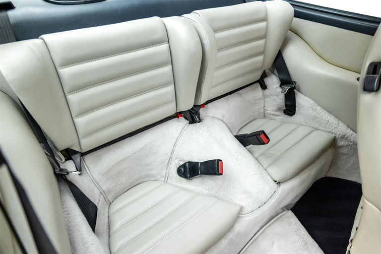 Porsche 911 Carrera 3.2 (US)