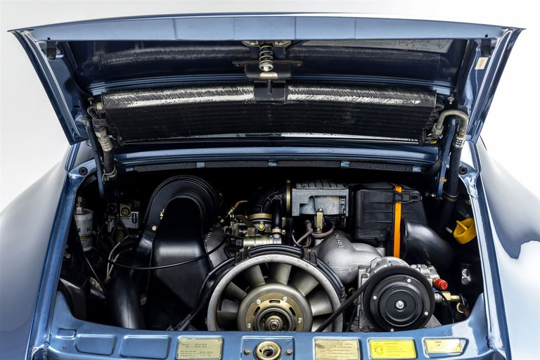 Porsche 911 Carrera 3.2 (US)