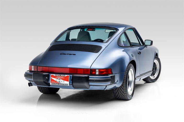 Porsche 911 Carrera 3.2 (US)