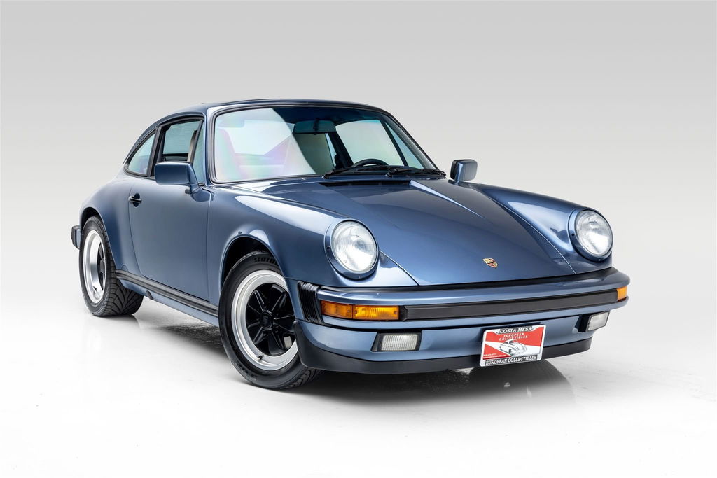 Porsche 911 Carrera 3.2 (US)