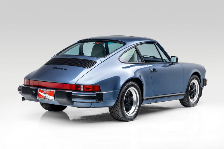 Porsche 911 Carrera 3.2 (US)