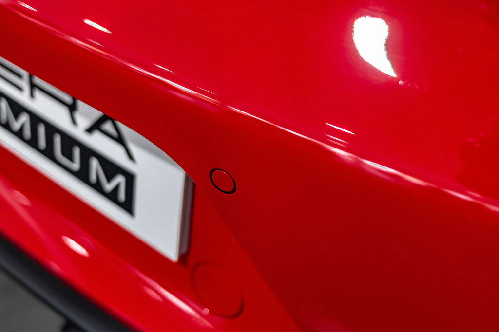 Porsche 718 Cayman GT4