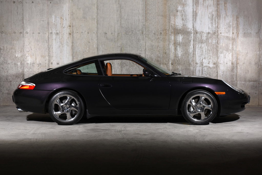 Porsche 996 Carrera 4 Millennium Edition
