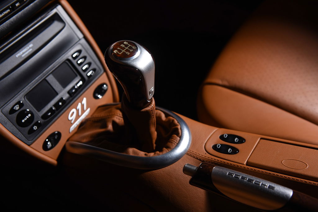 Porsche 996 Carrera 4 Millennium Edition