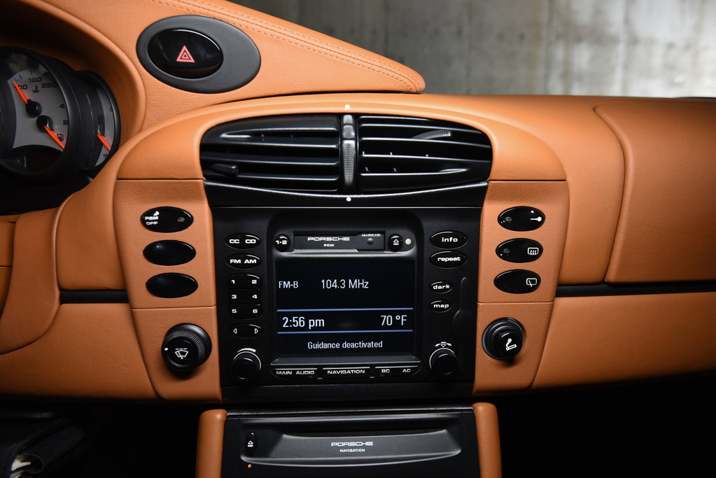 Porsche 996 Carrera 4 Millennium Edition