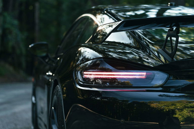 Porsche 718 Cayman GT4