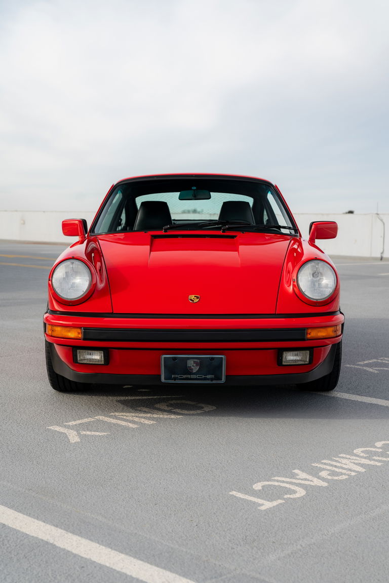 Porsche 911 Carrera 3.2 (US)