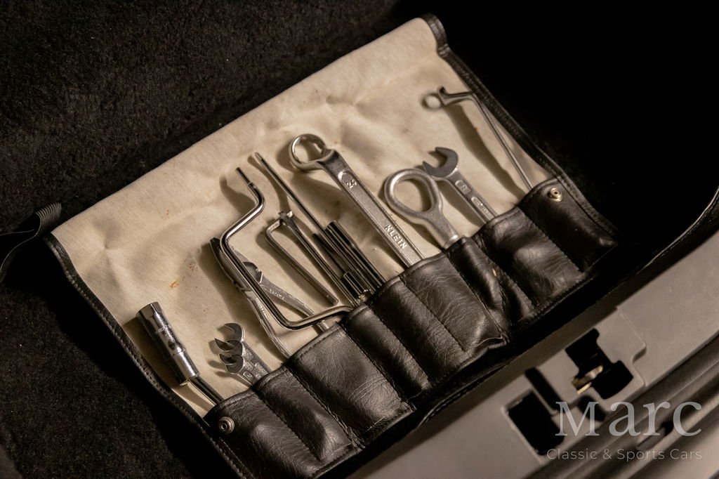 Porsche 964 Carrera 2 Speedster