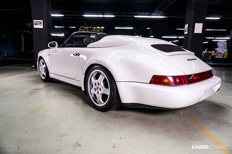 Porsche 964 Carrera 2 Speedster