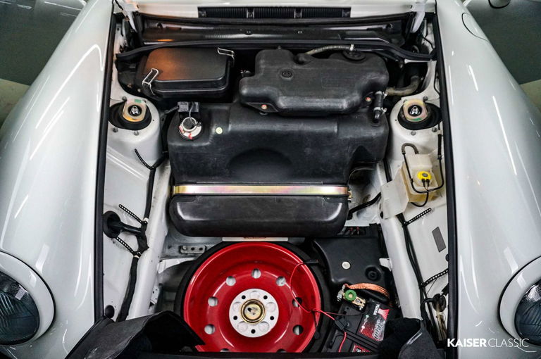 Porsche 964 Carrera 2 Speedster