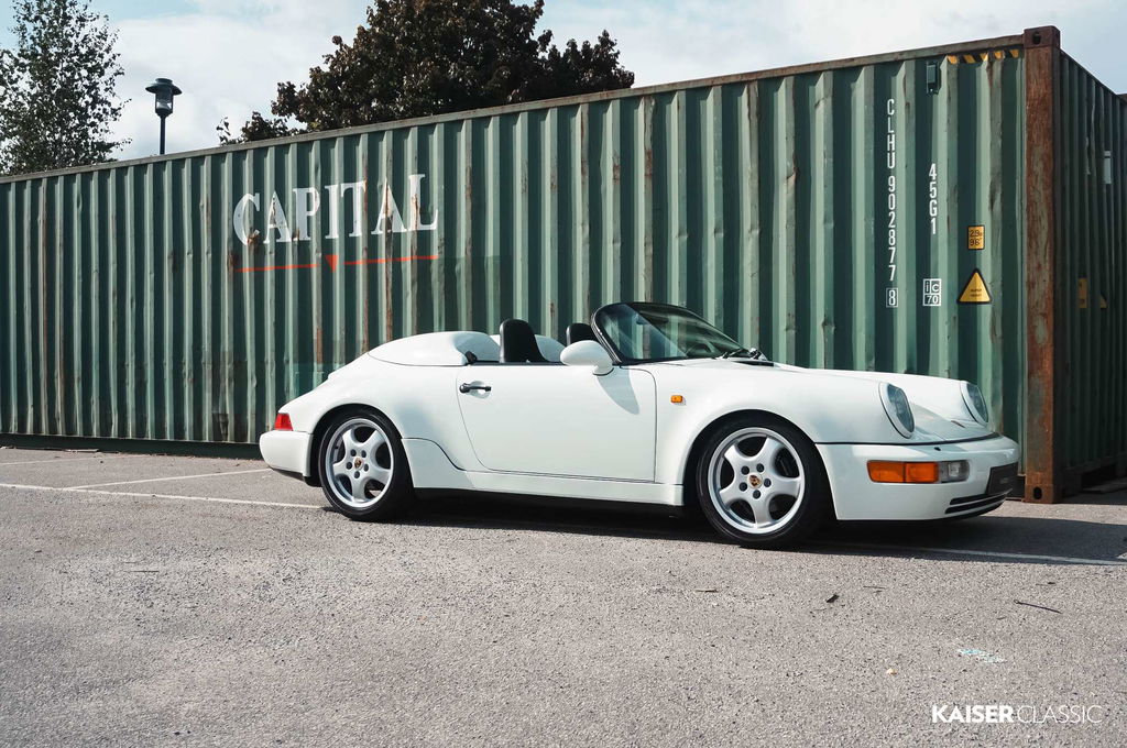 Porsche 964 Carrera 2 Speedster