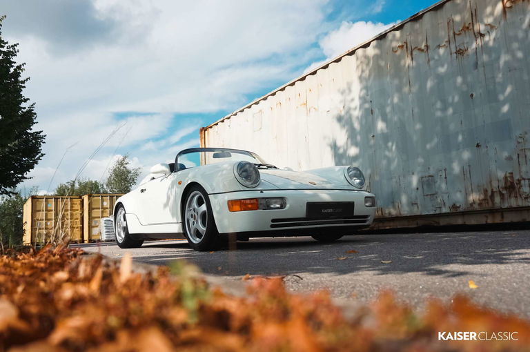 Porsche 964 Carrera 2 Speedster