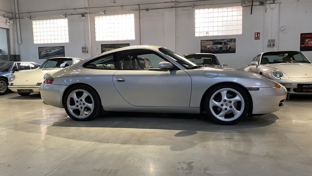 Porsche 996 Carrera