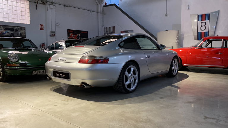 Porsche 996 Carrera