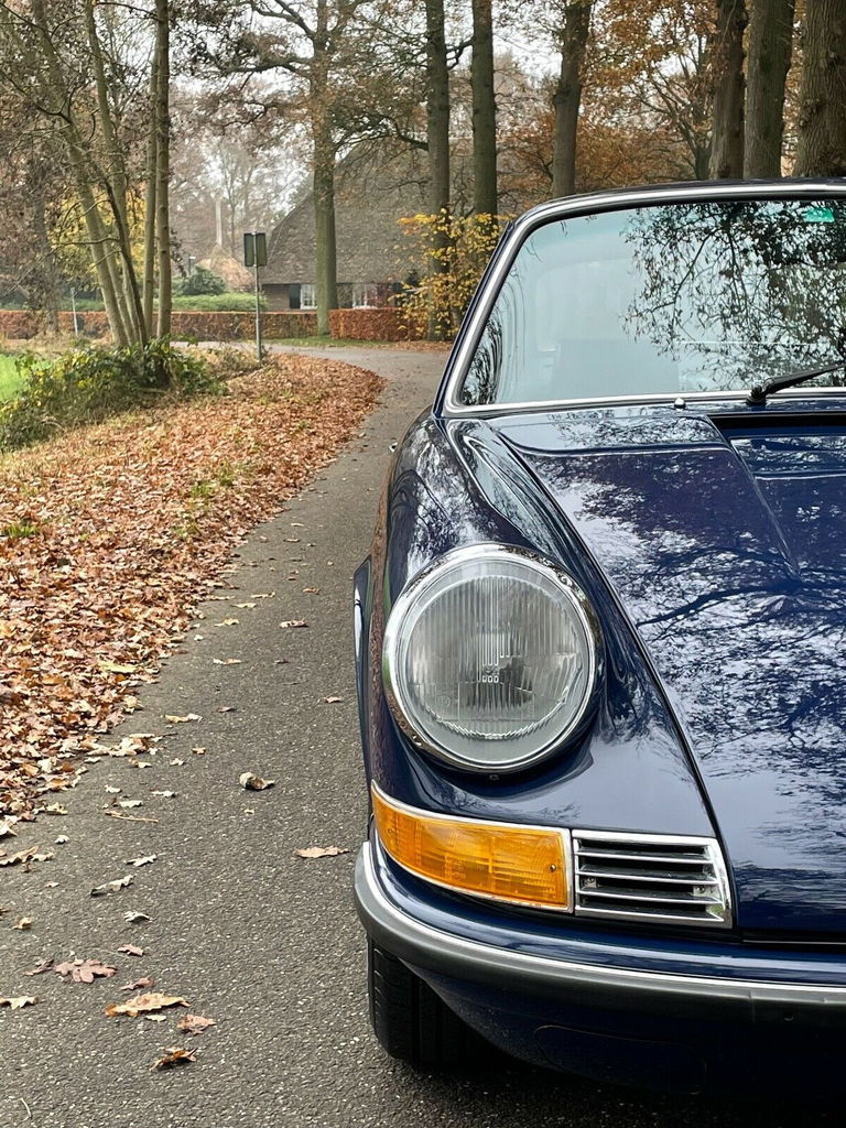 Porsche 911 T