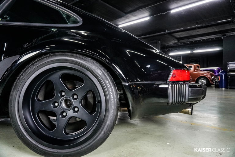 Porsche 911 Modified