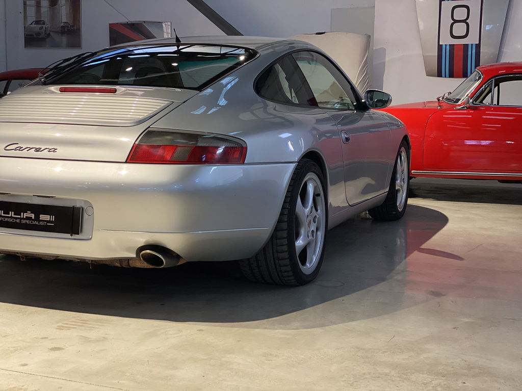 Porsche 996 Carrera