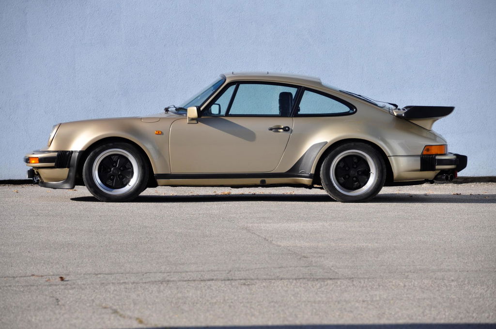 Porsche 911 Turbo 3.3